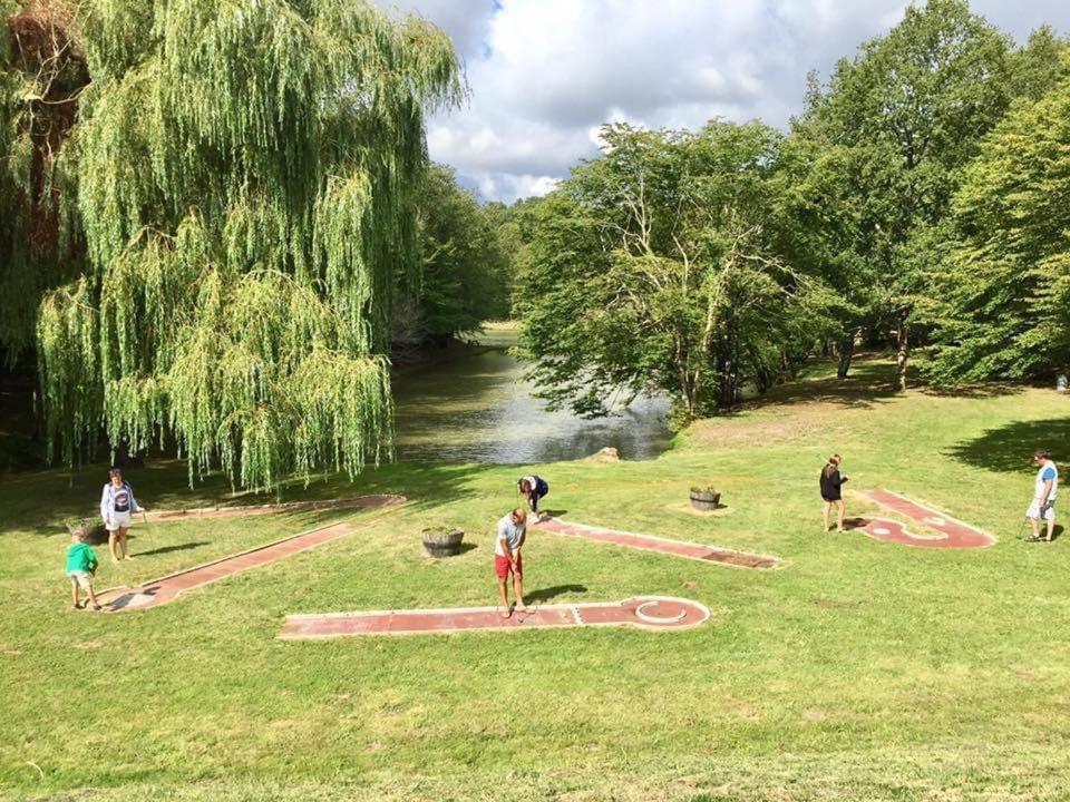 Camping Les Petites Minaudieres Hotel Saint-Sauveur  Luaran gambar