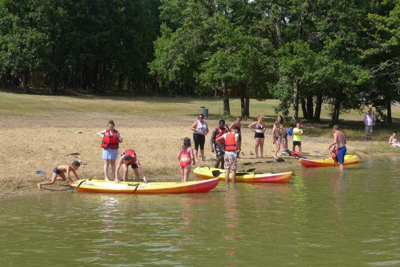 Camping Les Petites Minaudieres Hotel Saint-Sauveur  Luaran gambar