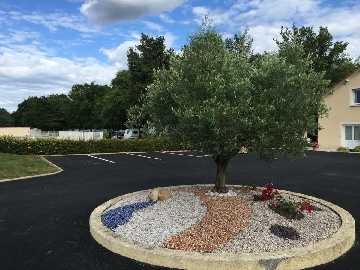Camping Les Petites Minaudieres Hotel Saint-Sauveur  Luaran gambar