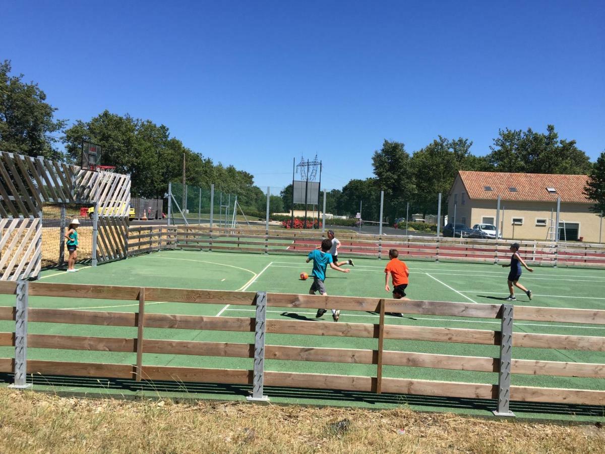 Camping Les Petites Minaudieres Hotel Saint-Sauveur  Luaran gambar
