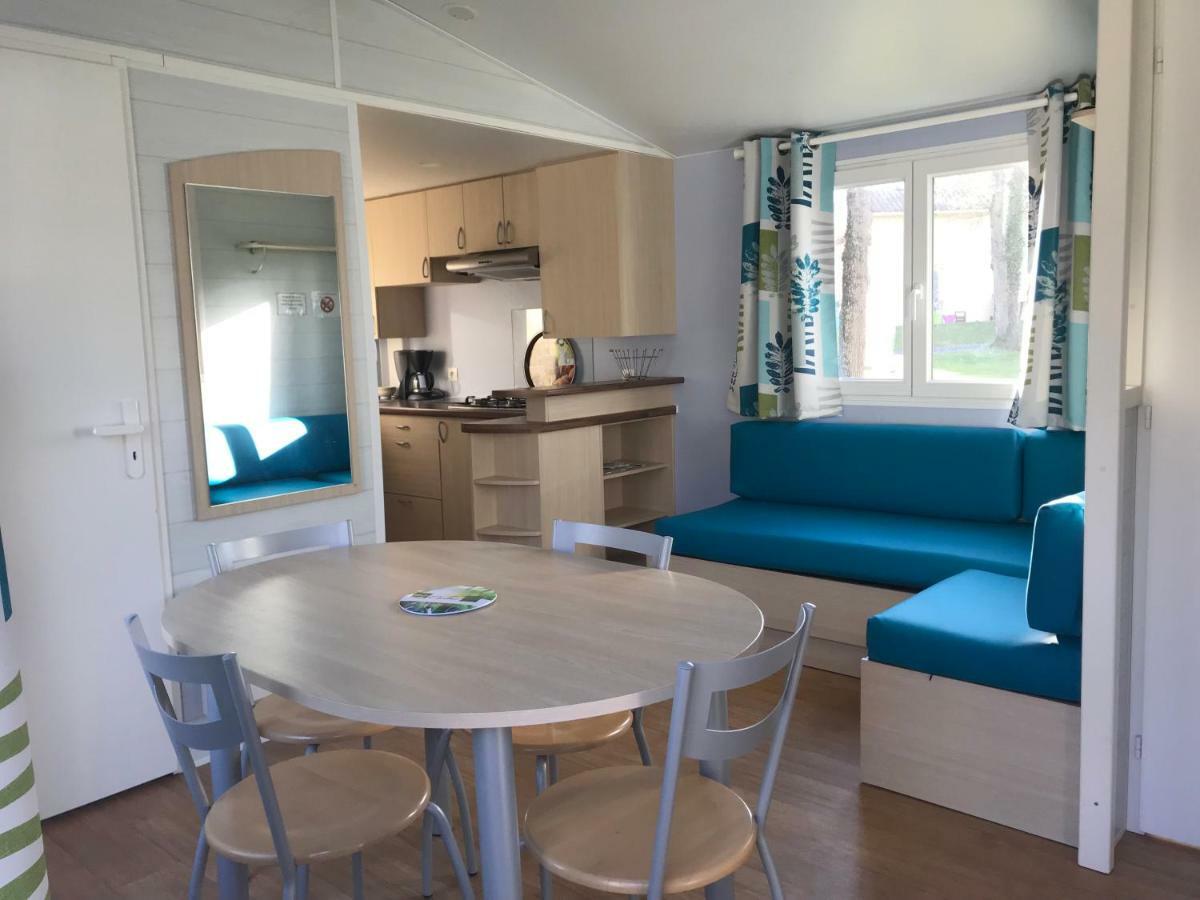Camping Les Petites Minaudieres Hotel Saint-Sauveur  Luaran gambar